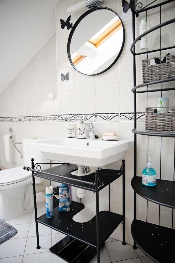 Cozy Modern Apartment In The Old Town - Hlavna Street Кошице Екстериор снимка